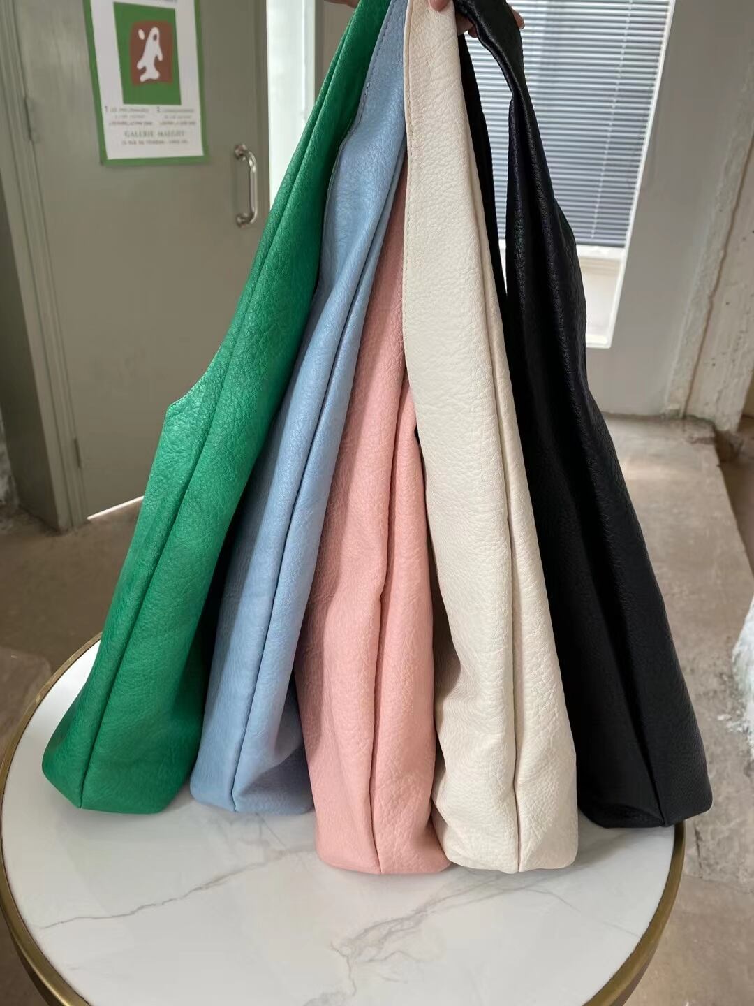 フェイクレザートートバッグ　AS001-8869