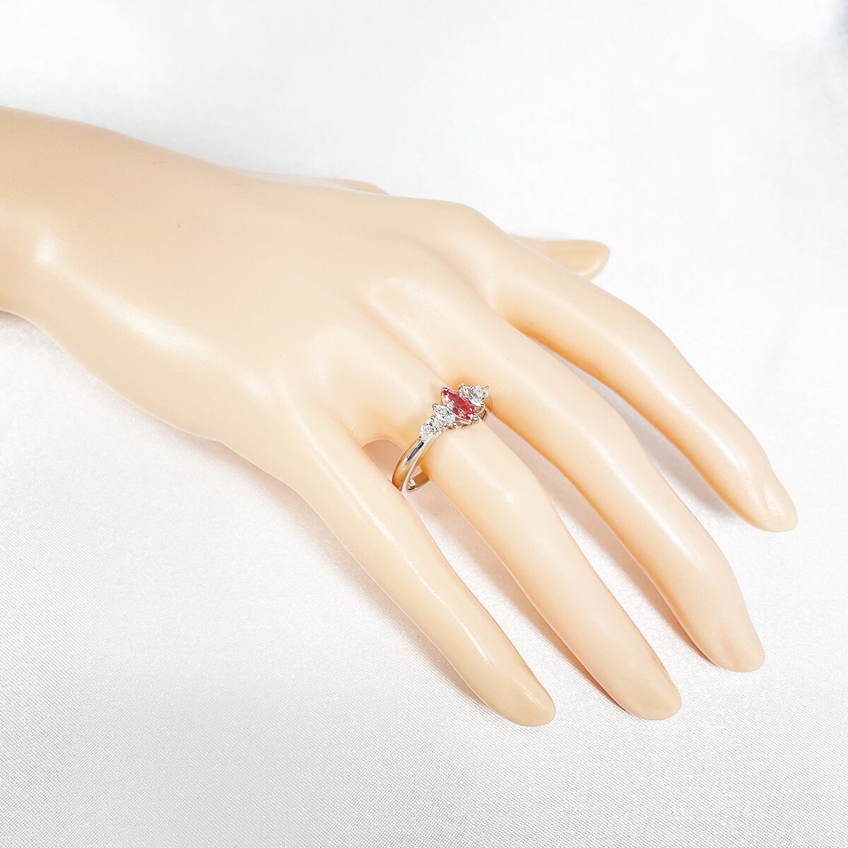 Pt900 天然サファイア 0.41ct ダイヤ 0.20ct ハーフエタニティ レディース