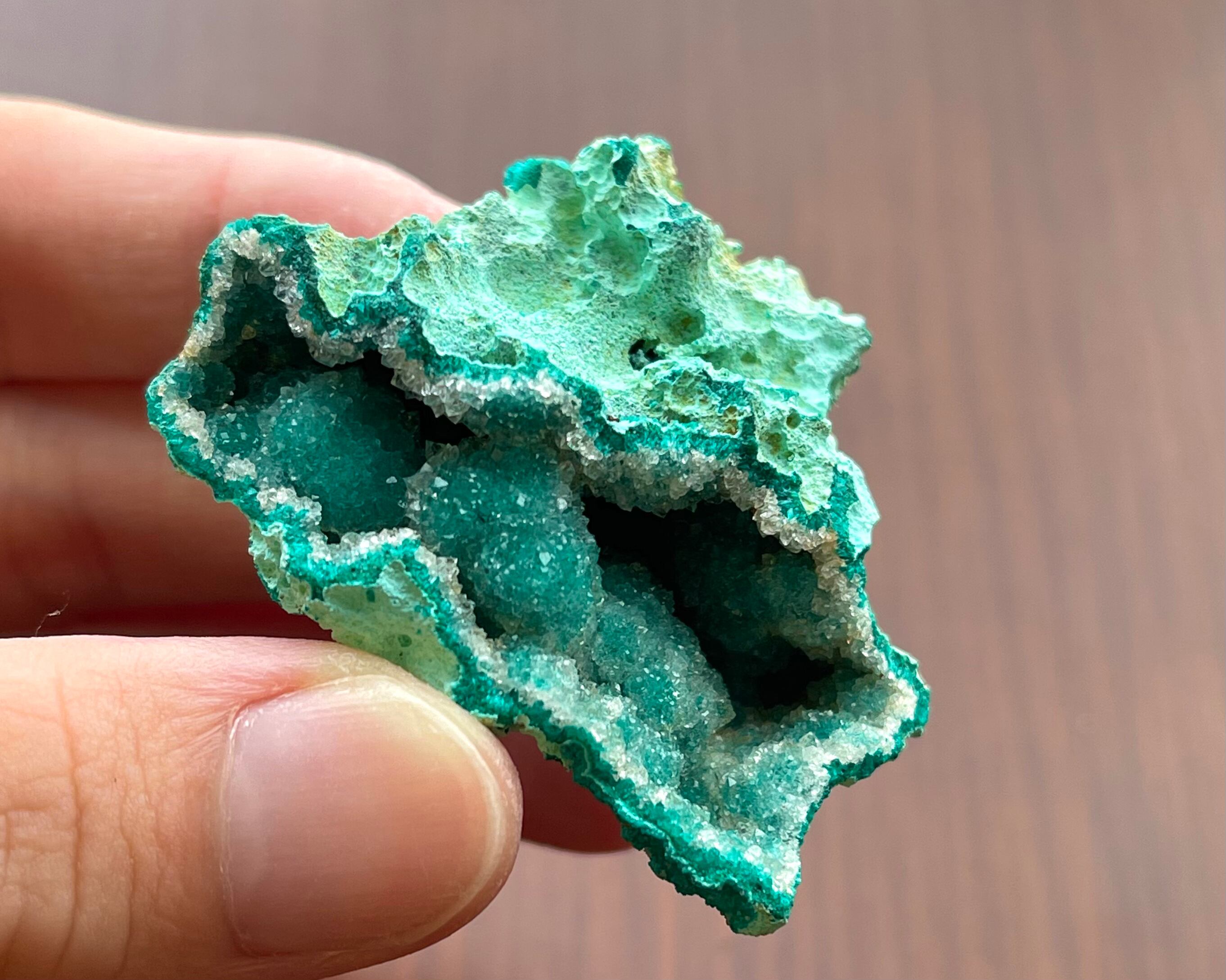クォーツ / ダイオプテーズ【Quartz on Dioptase】コンゴ共和国産