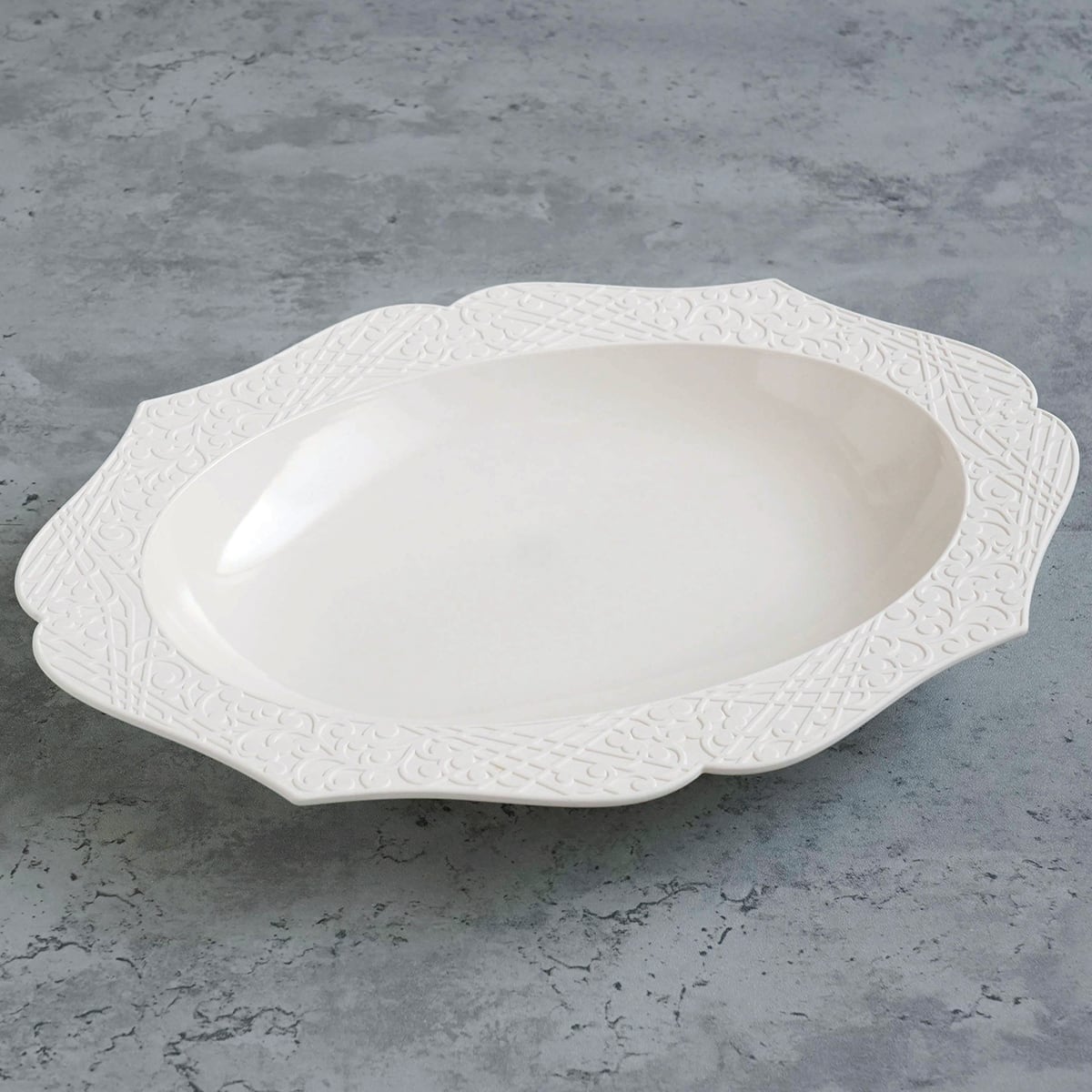 樹葉蕾花 プレート パステルアイボリー | 有田焼と切り紙作家矢口