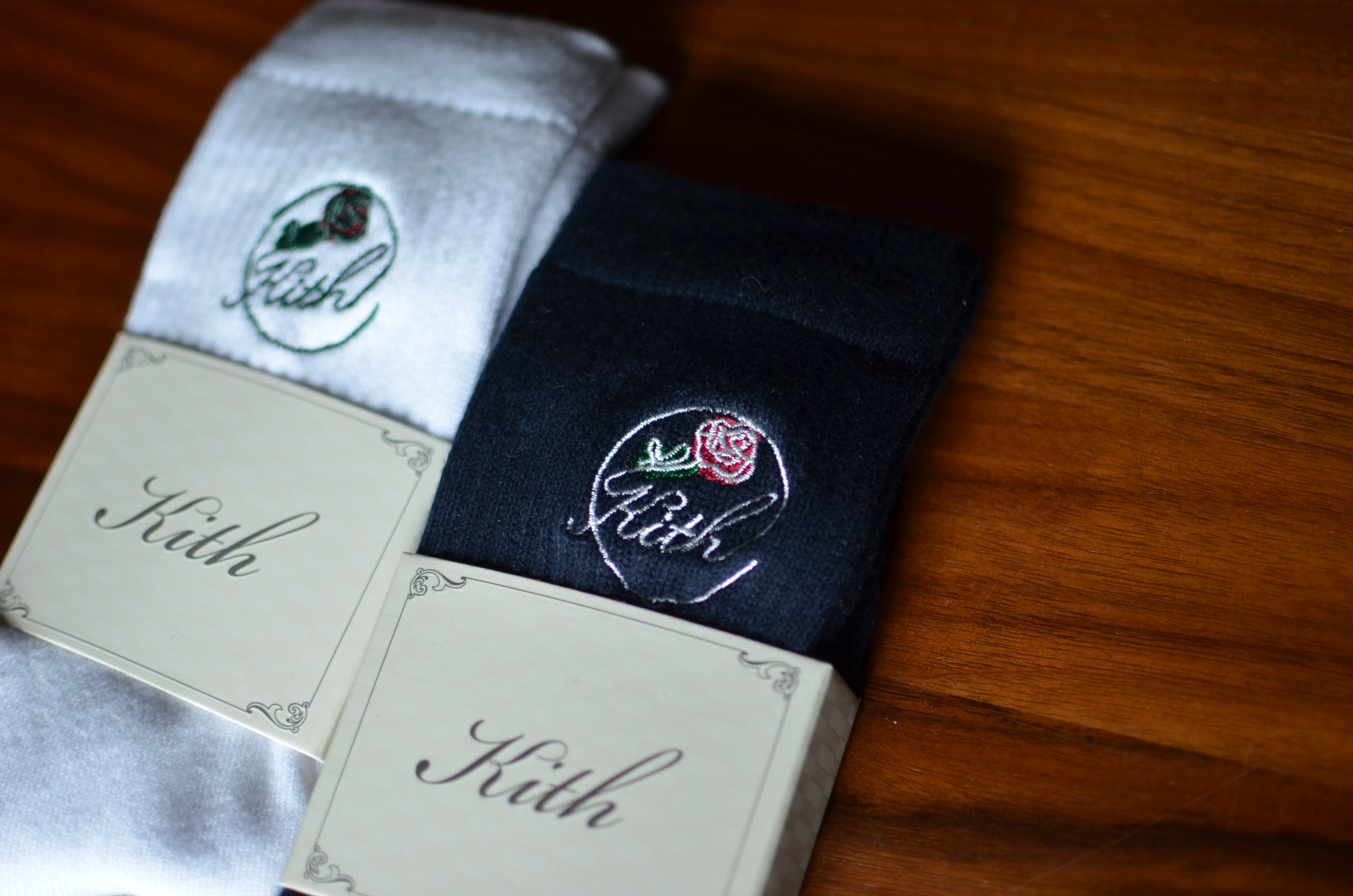 KITH ソックス プレゼント付き
