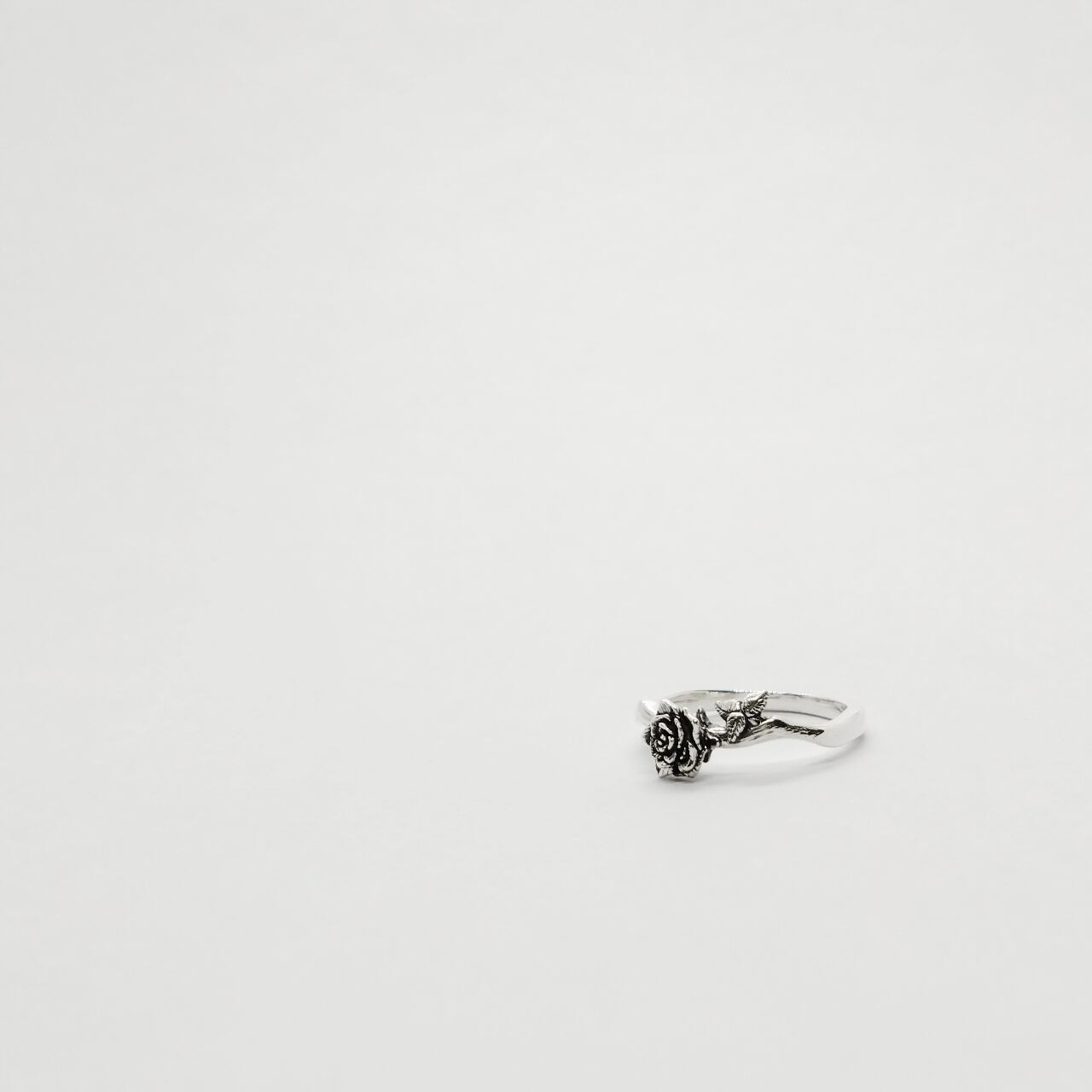 『一輪の薔薇』