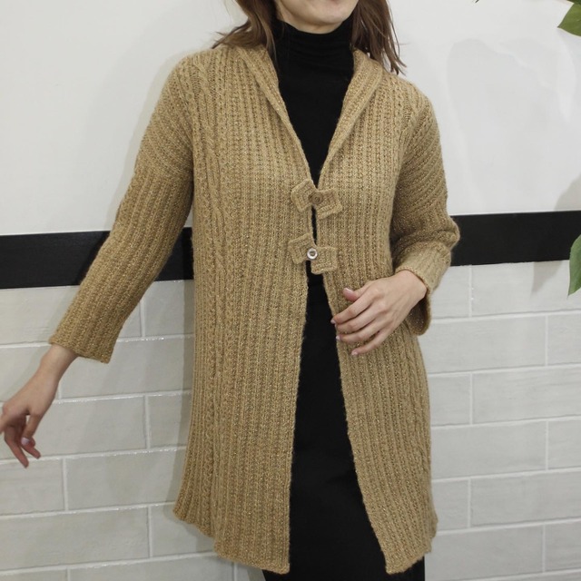 シャイニーモヘアで編むへちまえりのロングカーディガン シャイニーモヘア12玉 編み図付パック ３０ Off 毛糸の店もりと通販部 ニッケビクター毛糸扱い品