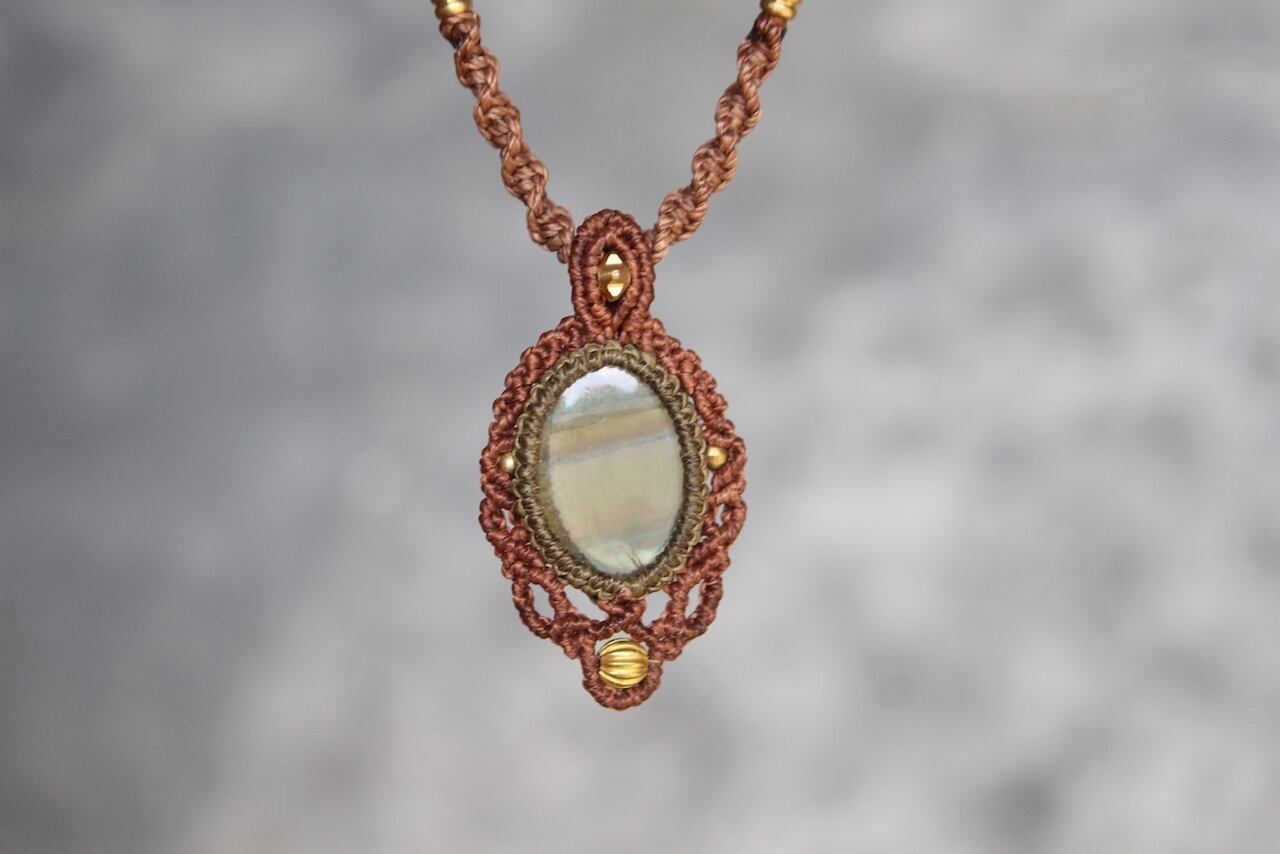 Fluorite micro macrame pendant