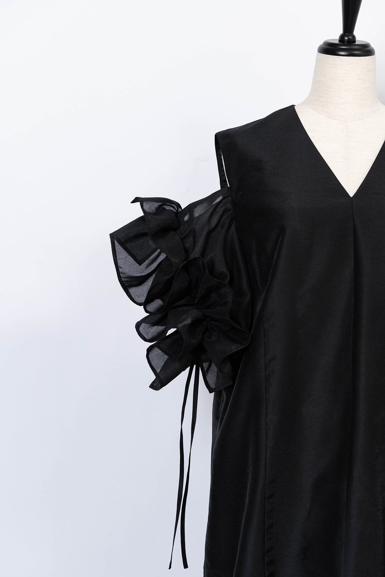 Arobe Sheer Frill Dress BLACK ワンピース Sheer Frill Dress BLACK | Arobe OFFICIAL ONLINE STORE