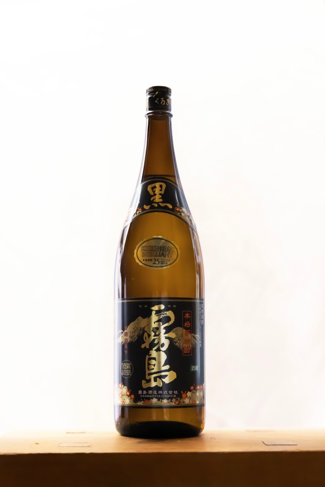 霧島酒造　黒霧島　芋焼酎　1.8ℓ