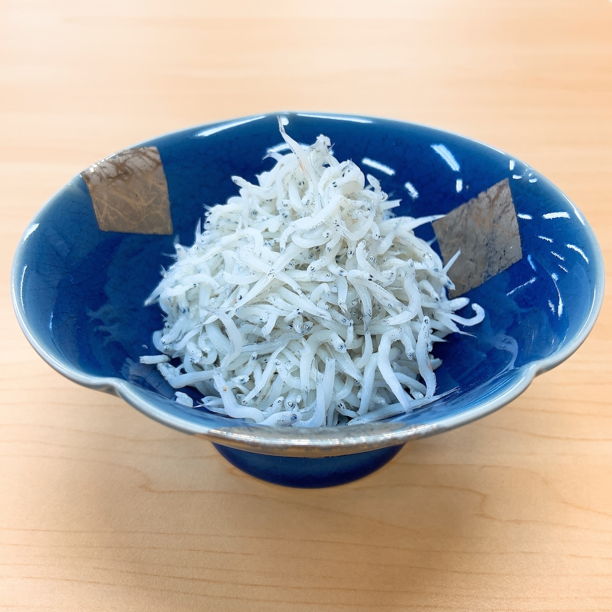 森国の釜揚げ土佐しらす(1kg) | 明治六年創業・森国の土佐しらす|株式会社森国商店