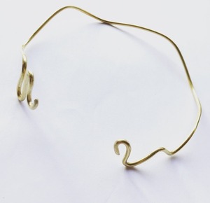 gold wave choker