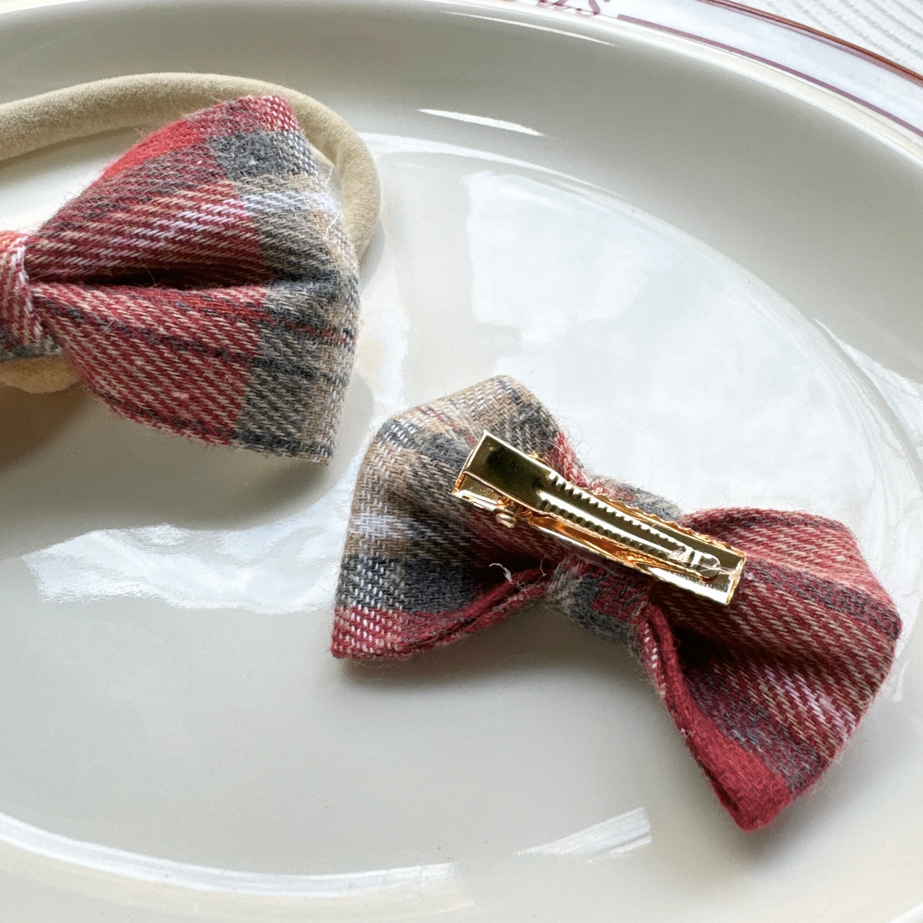 チェックリボンヘアバンド(後ろ支え付き) or パッチン