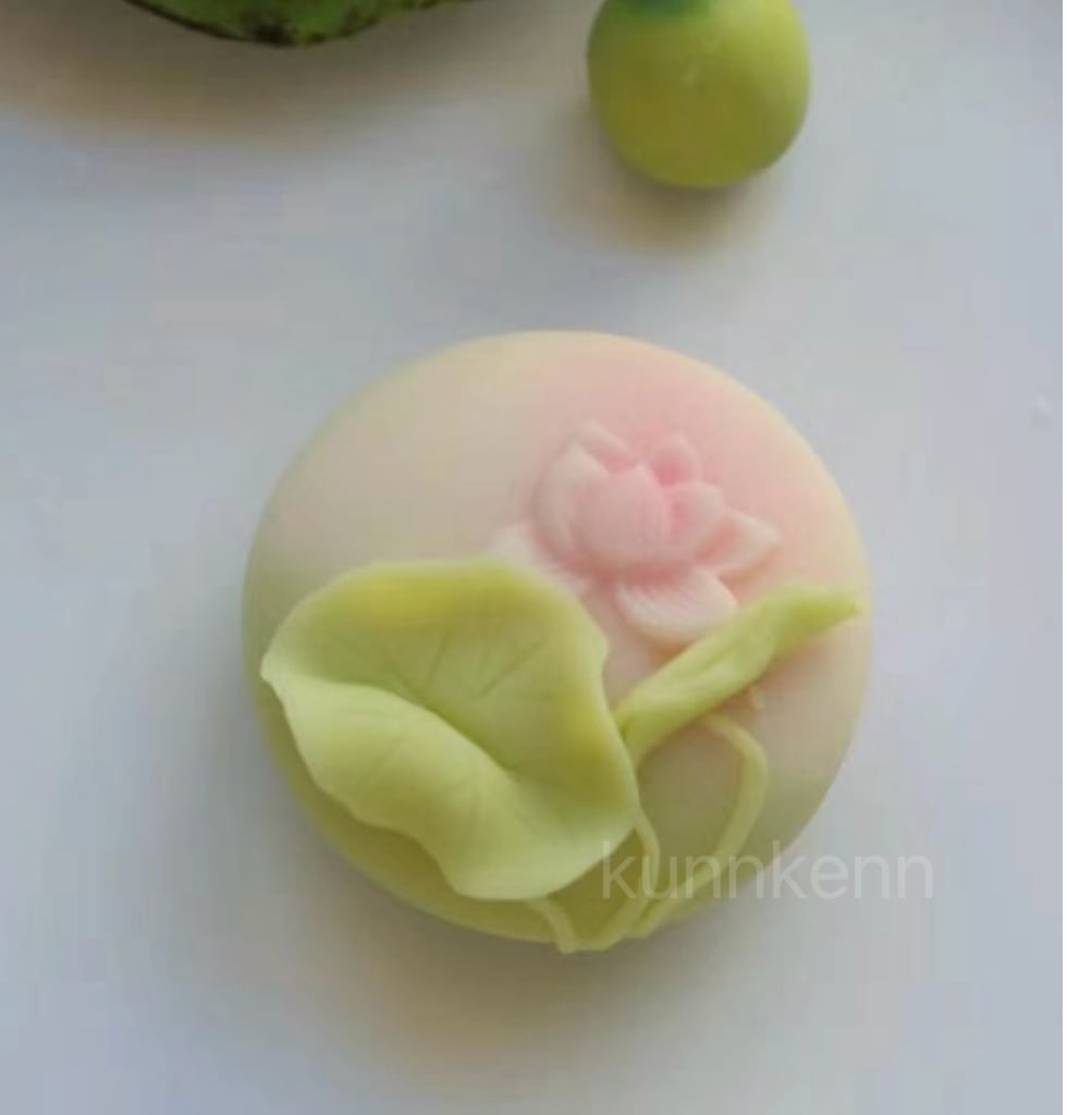新品】手彫物相型（上生菓子用) 蓮葉 楽天市場】和菓子 木型の通販