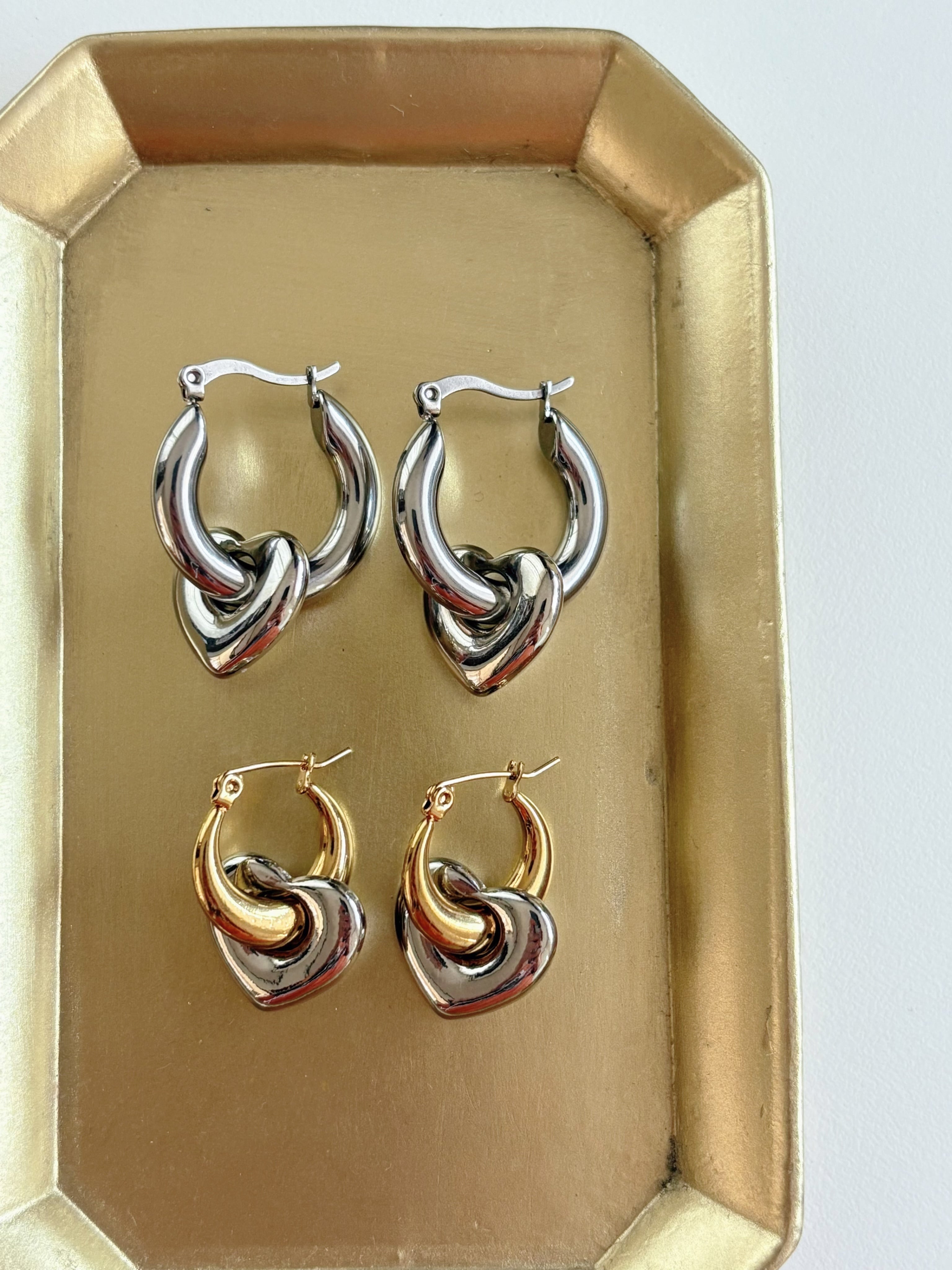 Chunky Hoop heart pierce
