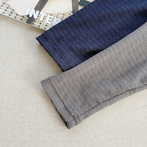 春フリル付きTシャツ