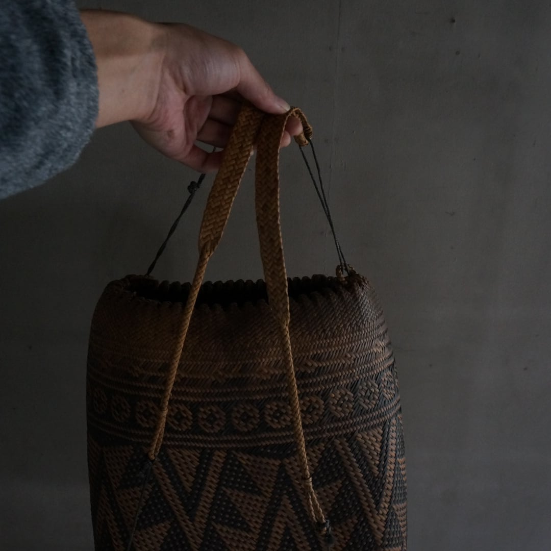 古いインドネシアの大きな籠 | Konishi Koffee web shop