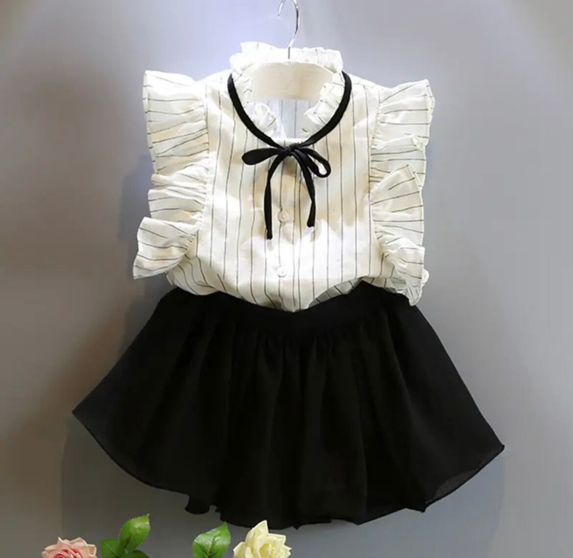 レースのストライプシャツ/スカートのセットアップ