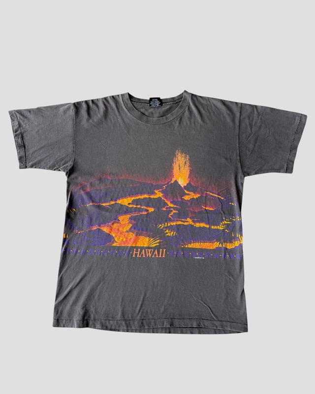 -HABITAT- Vintage 90s L Print T-shirt