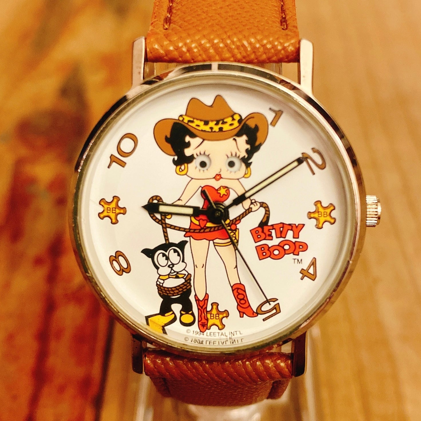 猫村の時計ビンテージ betty boop 腕時計