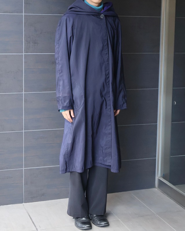 Single button gathered hoodie nylon coat