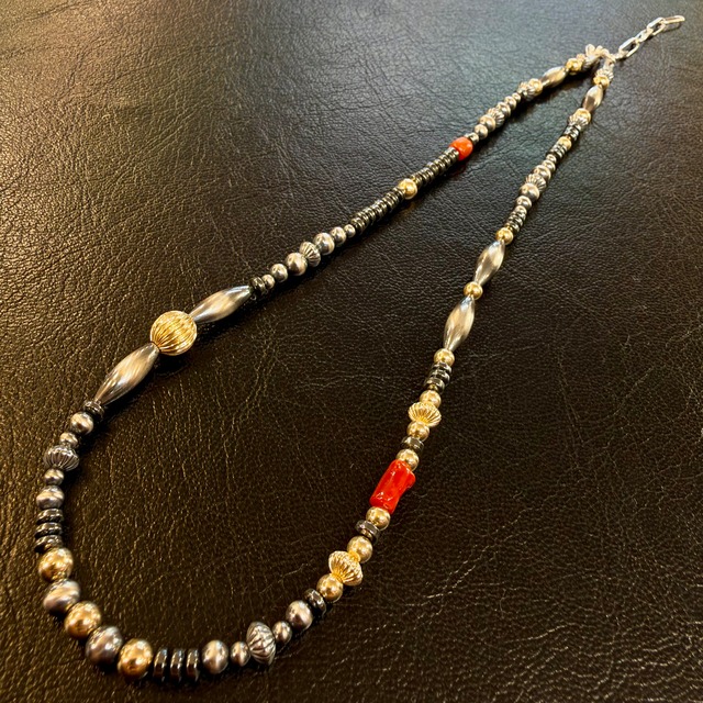 ブライト（Bright）ネックレス（Wave S Hematite) 血赤珊瑚 45〜50cm