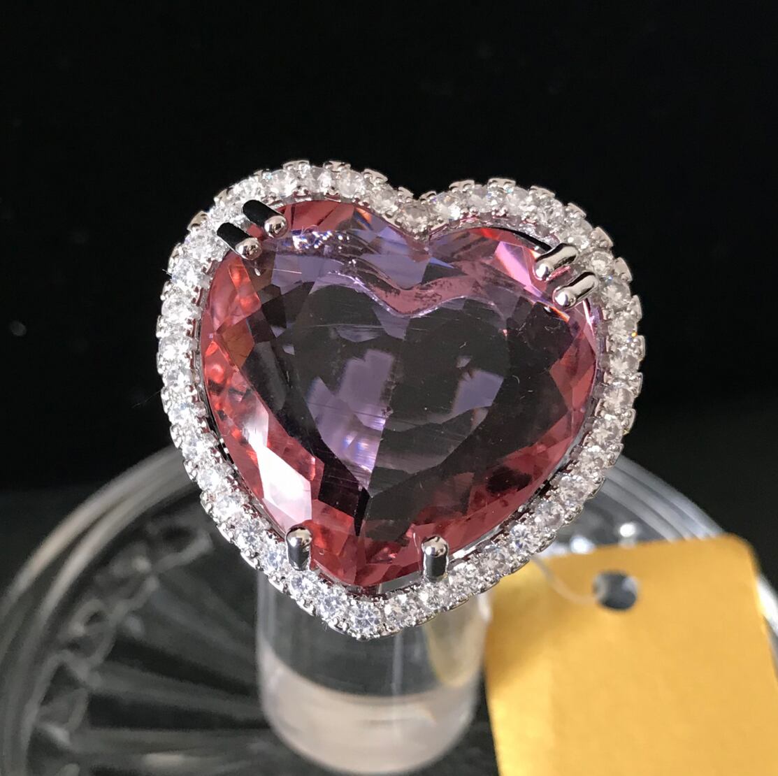 15号 ファビュラス☆ハリウッドジュエリー 合成アレキサンドライト 指輪 ハート