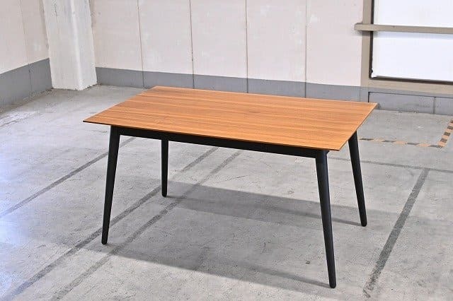 BoConcept 16万「Milanoテーブル T042」ダイニングテーブル ウォールナット オーク材 北欧モダン デンマーク ナチュラル ボーコンセプト【中古家具/中古インテリア/USED家具ユーズド家具/リサイクル】