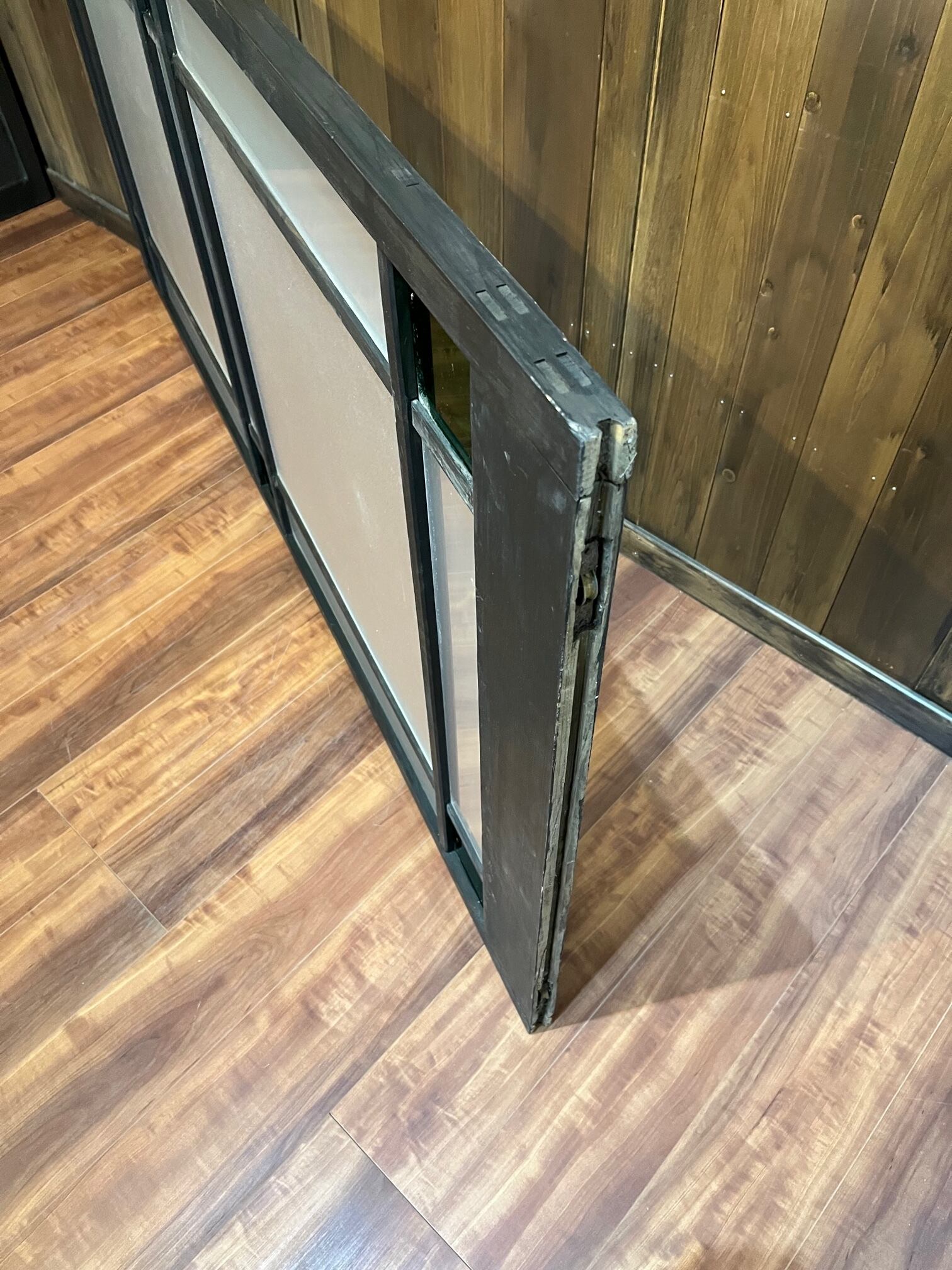 A4-1（緑） 色ガラス風アクリル板建具 | フルタテ