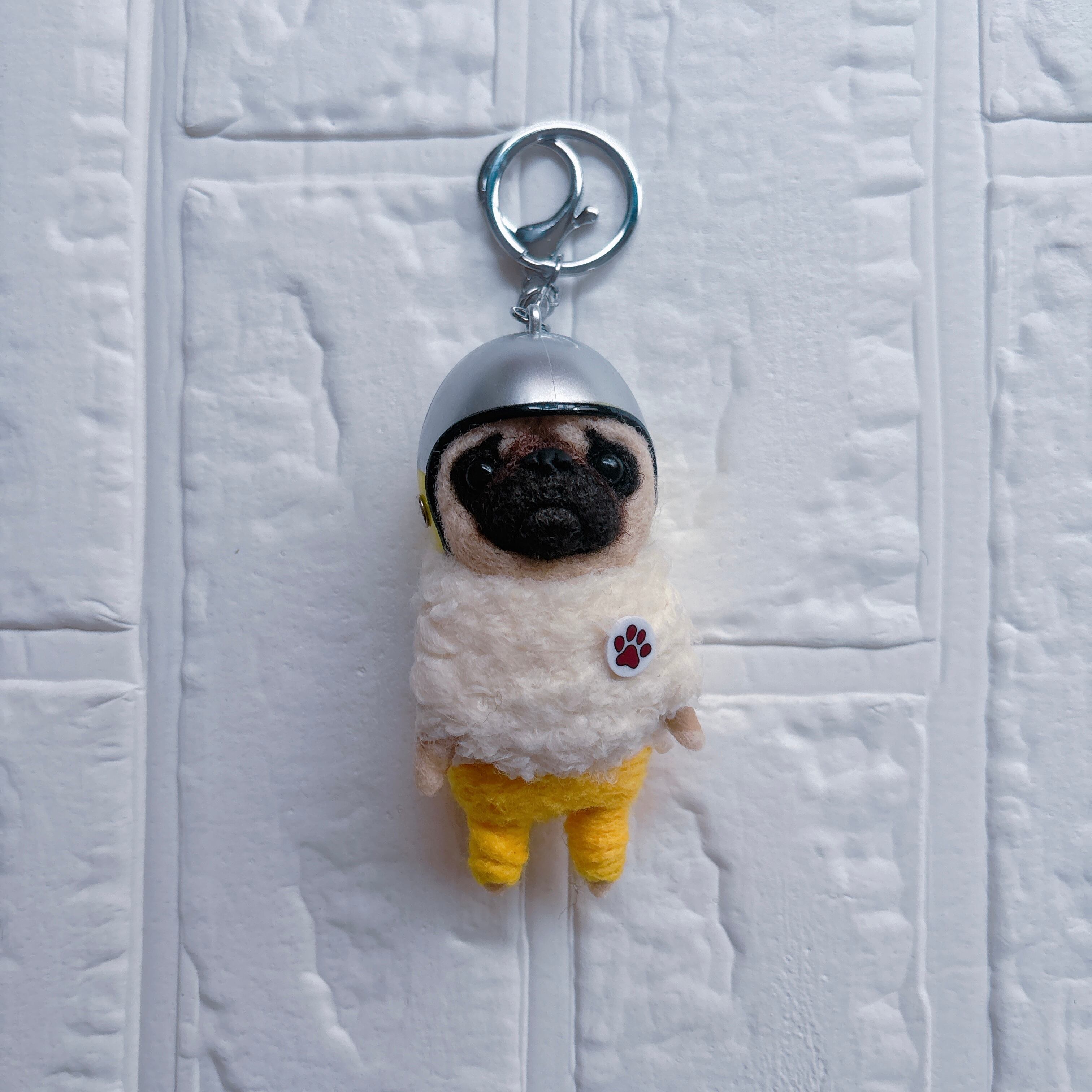 羊毛フェルトパグとHANAの店