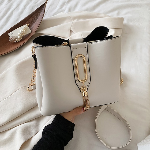 ネットセレブレディーススモールバッグ2020新しいトレンディな夏のファッションチェーンメッセンジャーバッグinsウエスタンスタイルシングルショルダーバケットバッグ Tiancai_Wing_Bag8562290