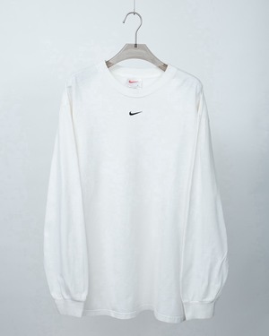 "NIKE" center swoosh L/S T-shirt