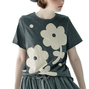 フラワーアップリケTシャツ i0036