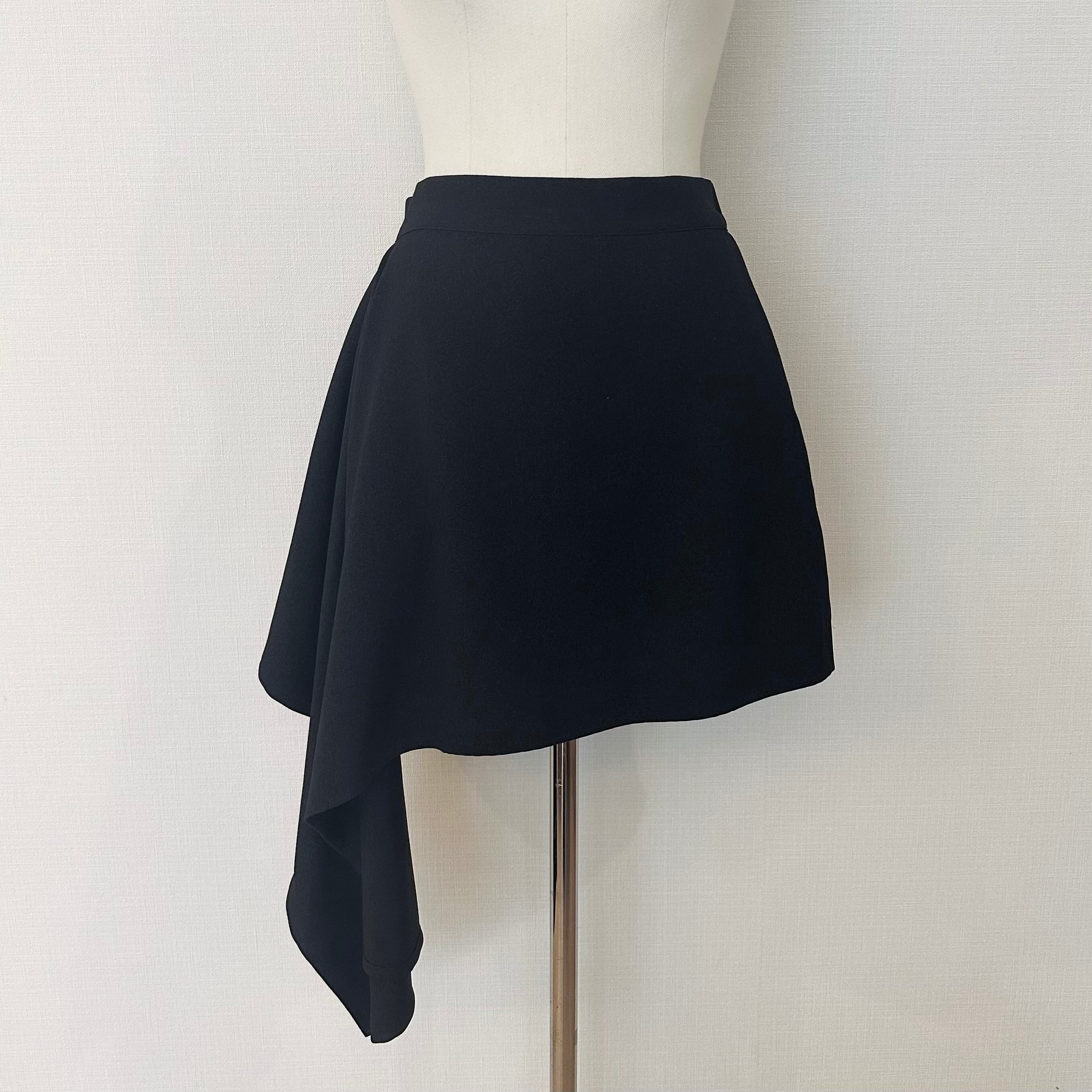 ドレープショートパンツ Georges | Cygne
