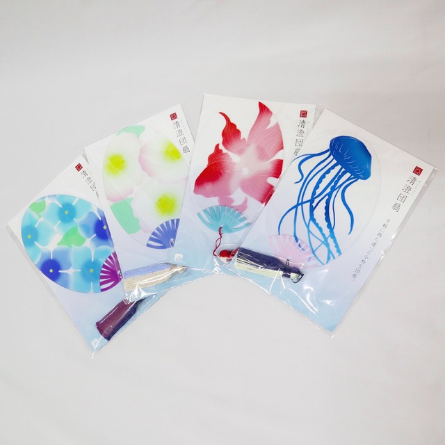 夏の透明うちわ ネコ