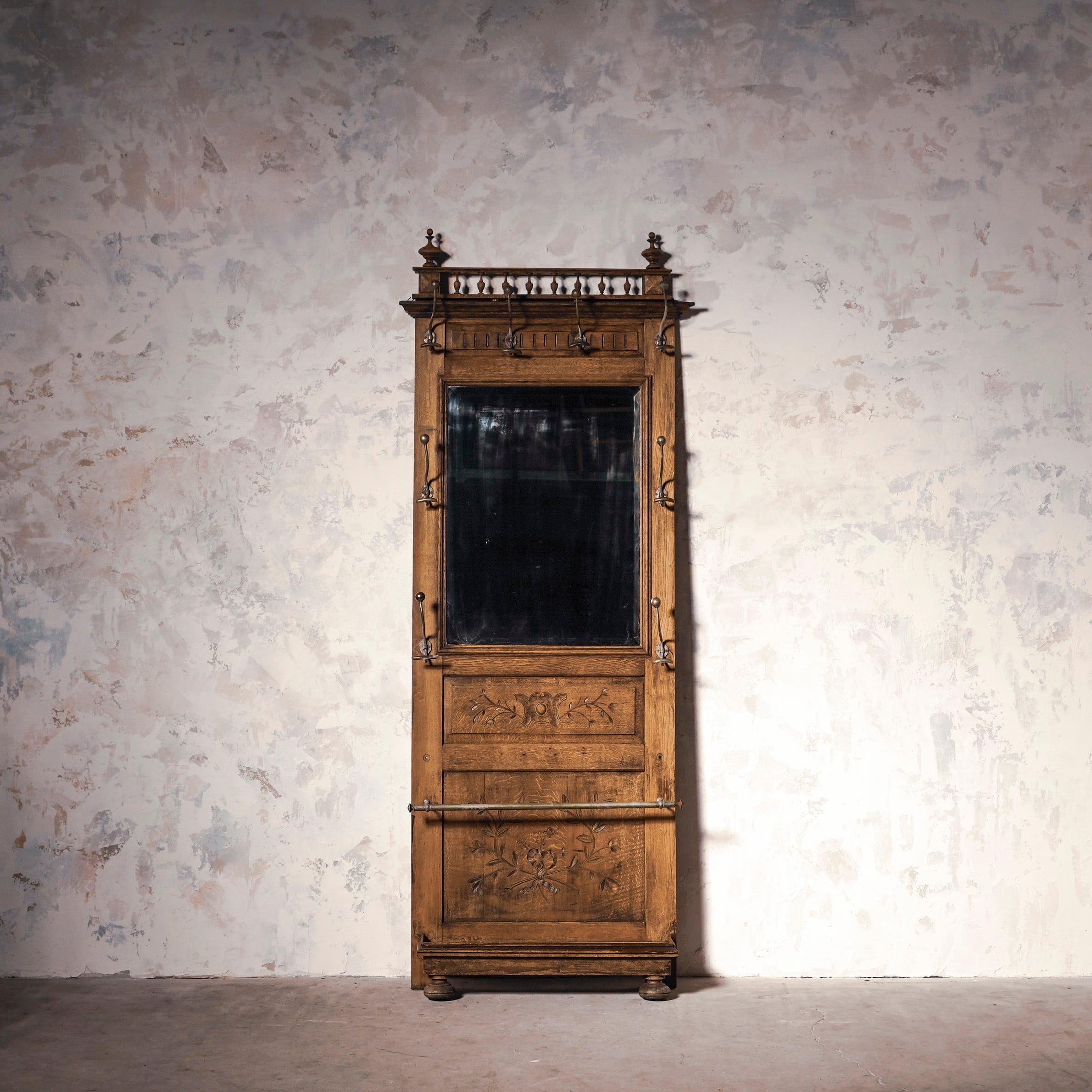 ホールスタンド/アンティークホールスタンド/剥離家具/エントランス/店舗什器/スタジオ背景