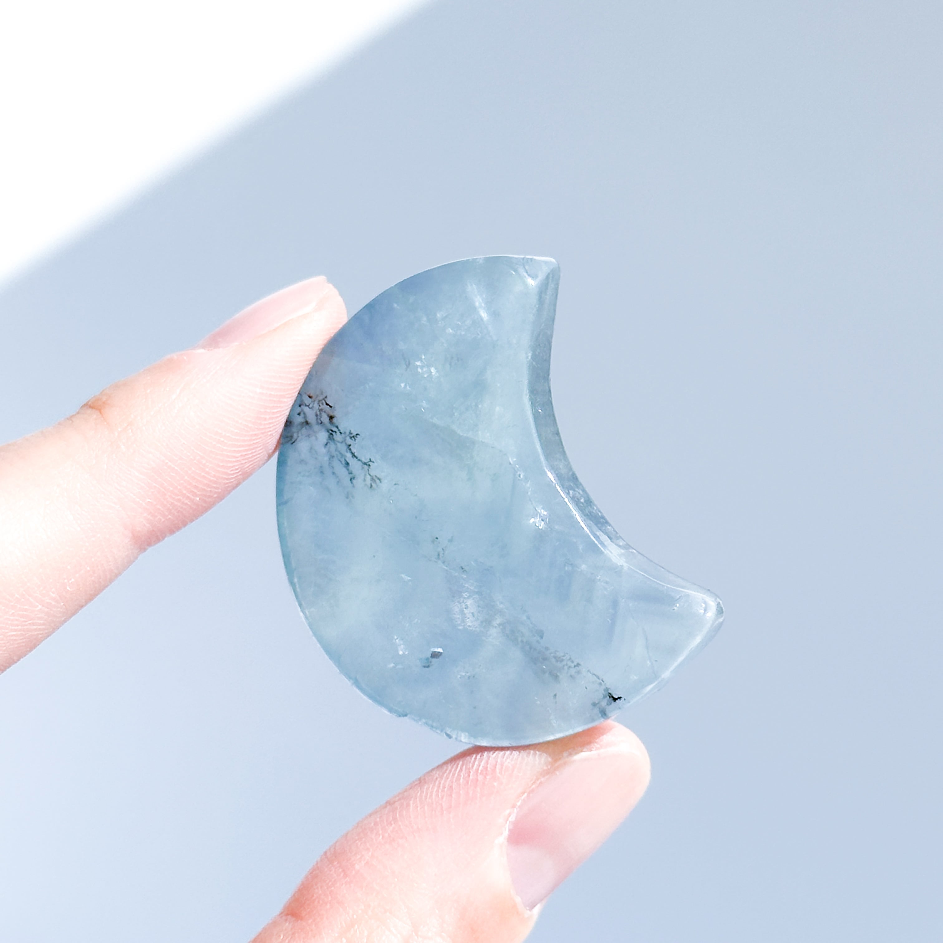 日光フローライト ブルーフローライト 三日月14◇ Fluorite ◇天然石・鉱物