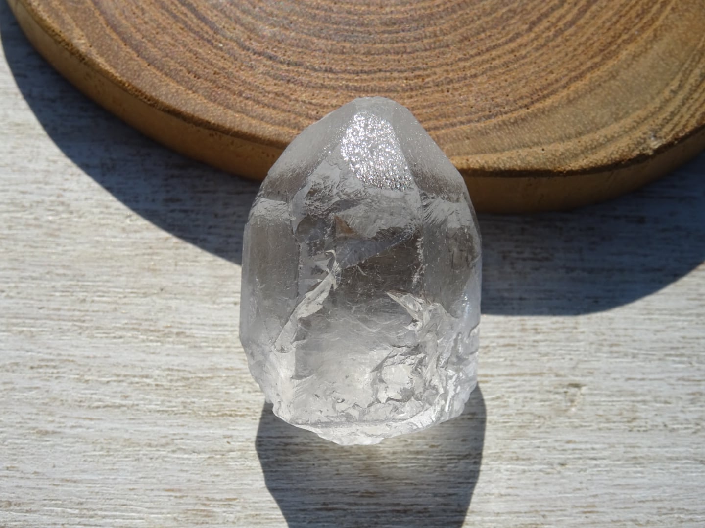 トライゴーニック ✨ 虹入りモリオン黒水晶原石ラフストーン