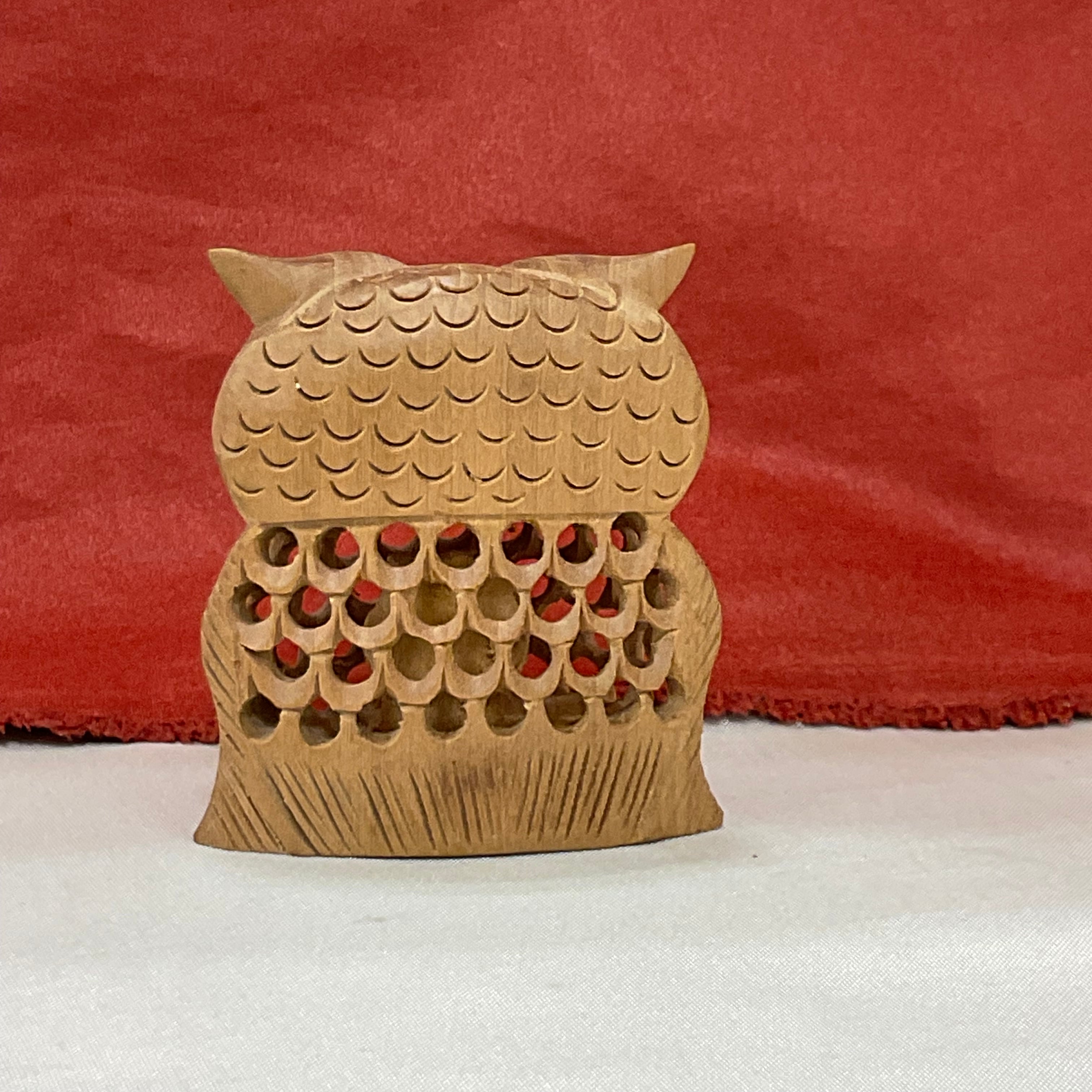 インド香木老山白檀透かし彫りフクロウ黒檀象嵌 | 白檀や