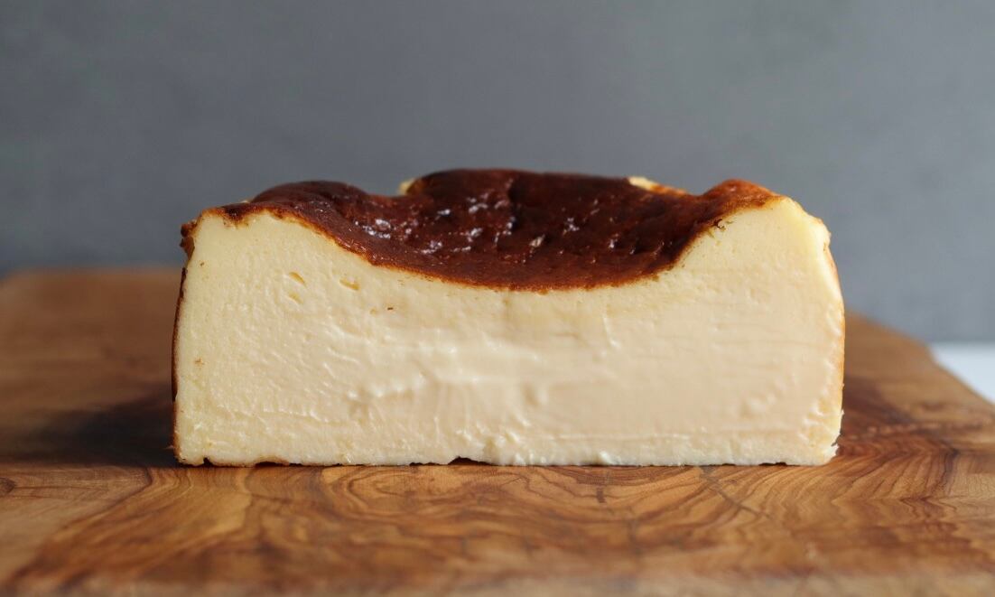 【予約商品 6月5日-6月10日発送】BASQUE CHEESECAKE 「バスクチーズケーキ」