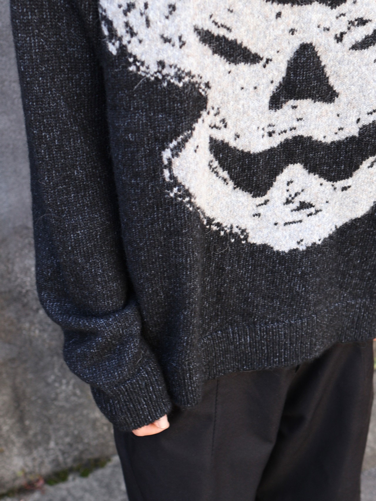 【26aw/ROLDSKOV】dean crewneck black monstro
