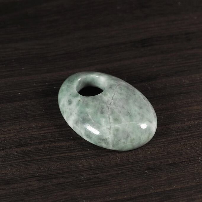 糸魚川翡翠 金山谷 わっか 垂飾 ペンダントトップ 8.9g Itoigawa