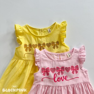 [BLACKPINK] Heart-shaped wings Dress / [블랙핑크] 하트츄날개원피스