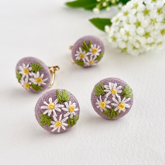 刺繍 ピアス  ノンホールピアス イヤリング 選べる金具 マーガレット