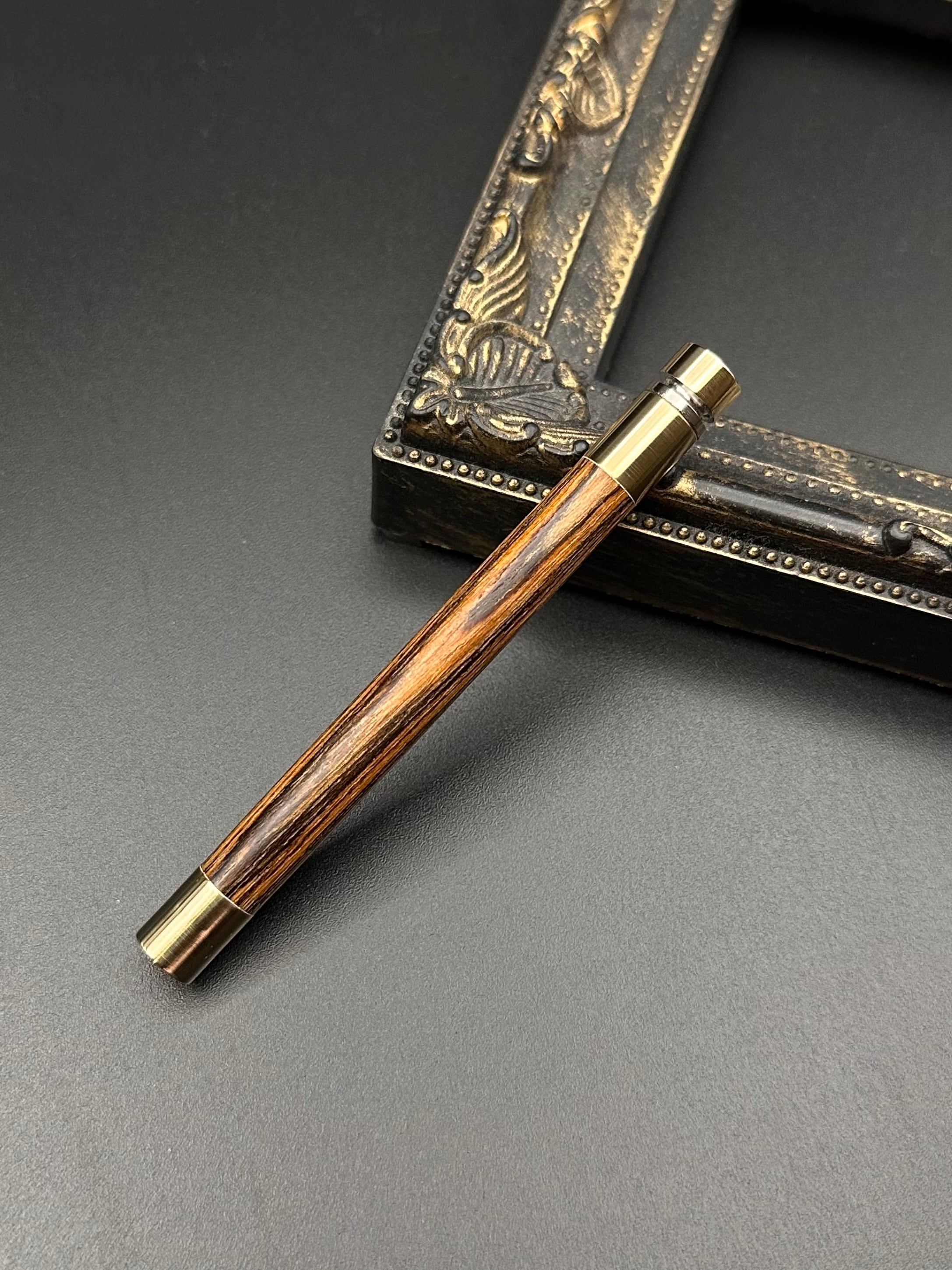 eeecc62ce41ede2799562cb1eaf6a0