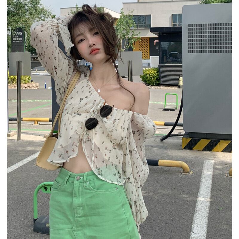 フローラルシャツ オータムブラウス シフォン 大人ガーリー スウィート キュート カジュアル 秋物 花柄 ガールズファッション72513383407