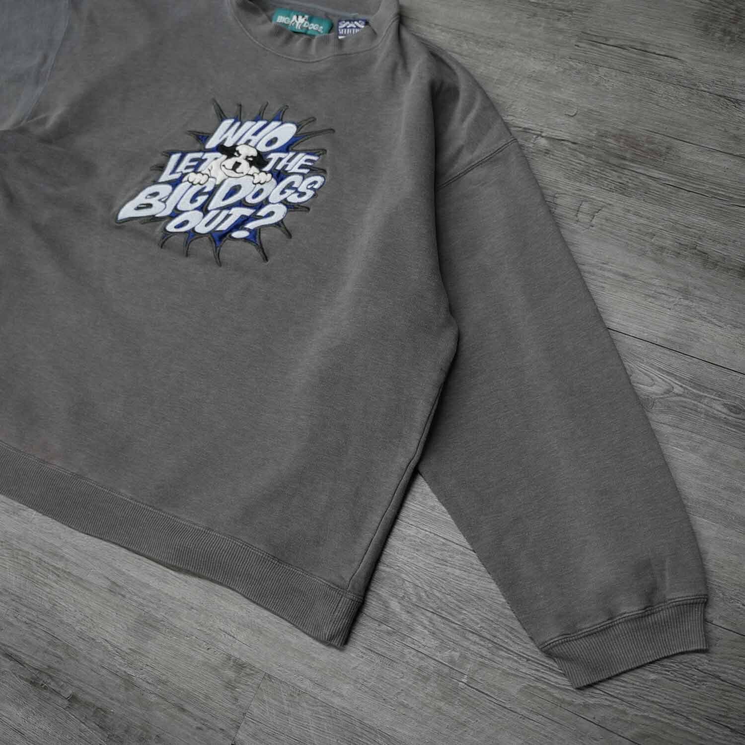 古着 90s～00s BIG DOGS ビッグドッグス 刺繍ワッペン スウェット