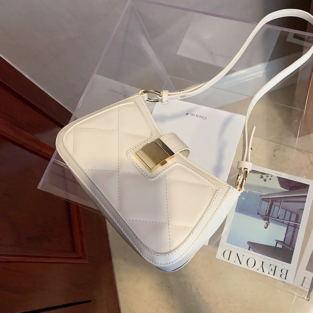 新しいスモールバッグメスバッグ2020ワイルドインショルダーバッグネットレッドフレンチアンダーアームバッグの新しいトレンディなファッションバージョン 手作りハンドバック80534622828