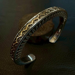 ライルセカテロ(Lyle Secatero) 14Kスクエアバングル Mサイズ