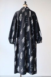 Abstract print balloon sleeve dress