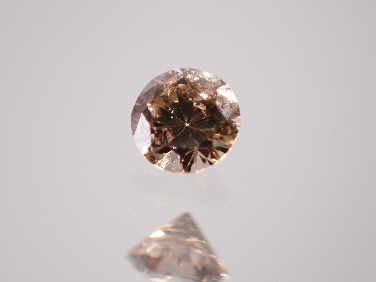 ブラウンダイヤ　0.10ct　[B4−110]