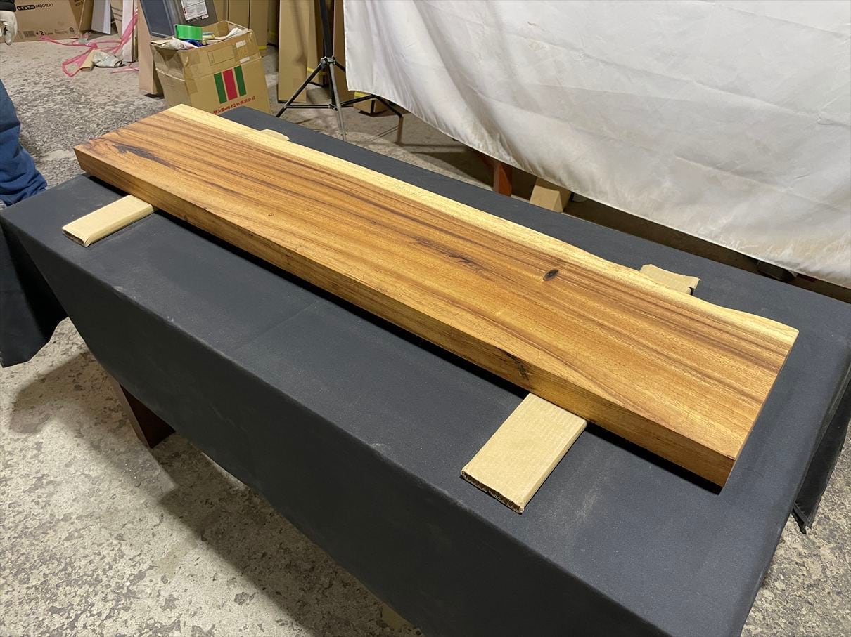 モンキーポッド4074 一枚板無垢 乾燥材 1280x240-260-230x50mm