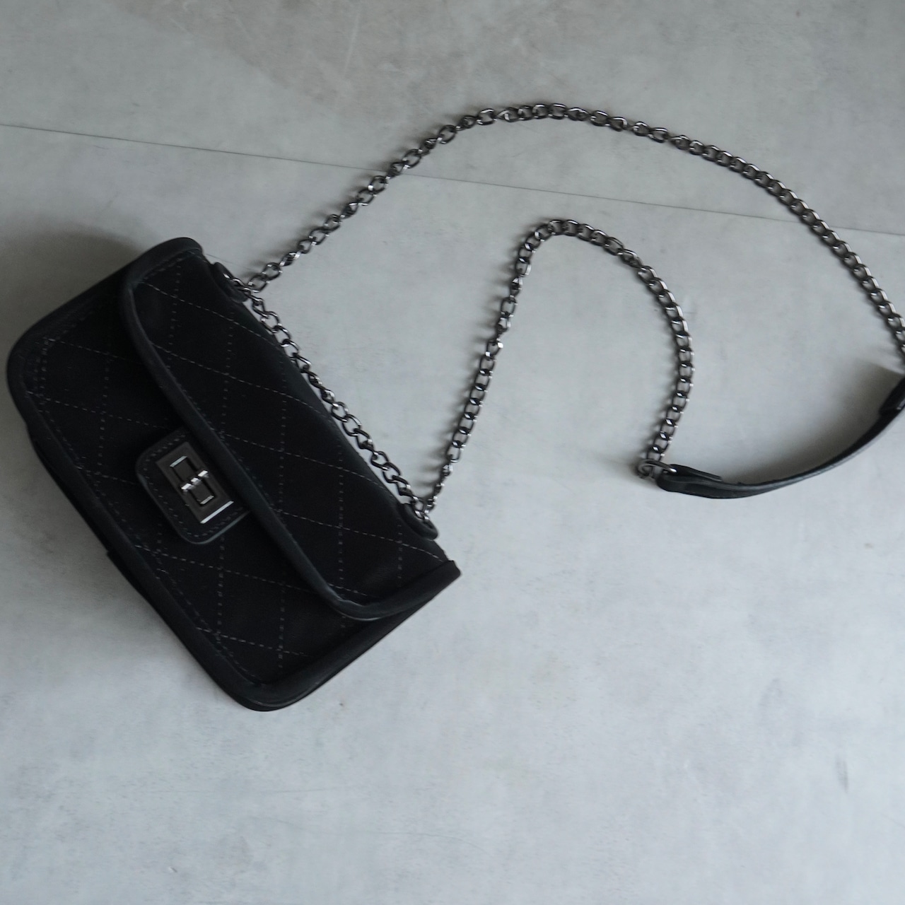 マットキルティングダブルチェーン2waybag／Black