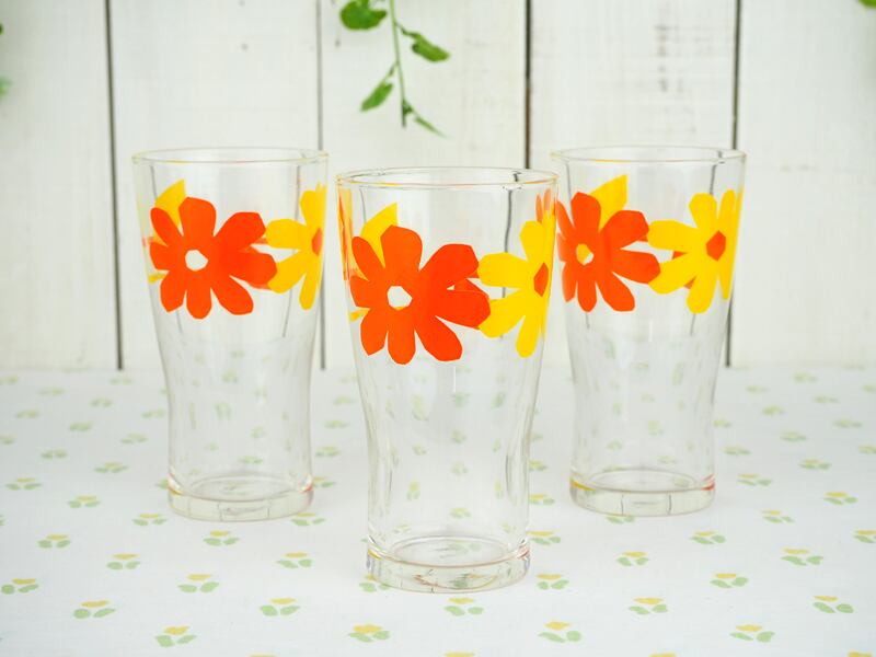 アデリアのレトロポップな花柄グラス 昭和レトロ Honeycoco ハニココ